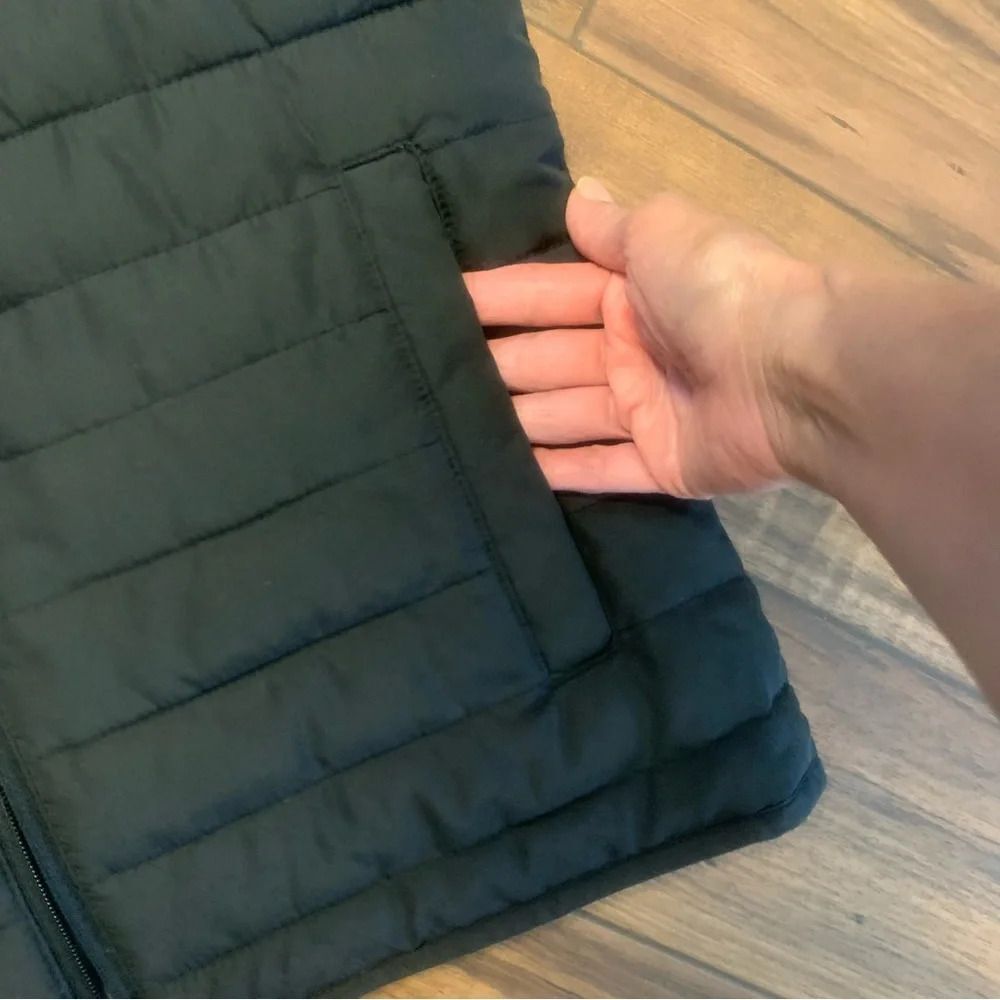 Gap Windproof Quilted Puffer Vest Water Resistant Full Zip Small In Black - Picture 8 of 12